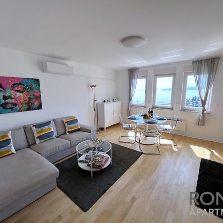 Rona Spacious Apartment With A Panoramic View Ičići Esterno foto
