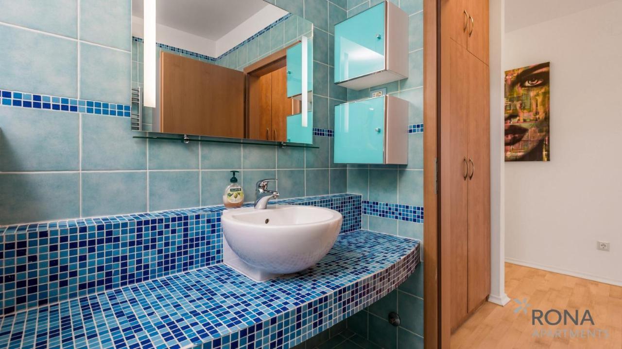 Rona Spacious Apartment With A Panoramic View Ičići Esterno foto