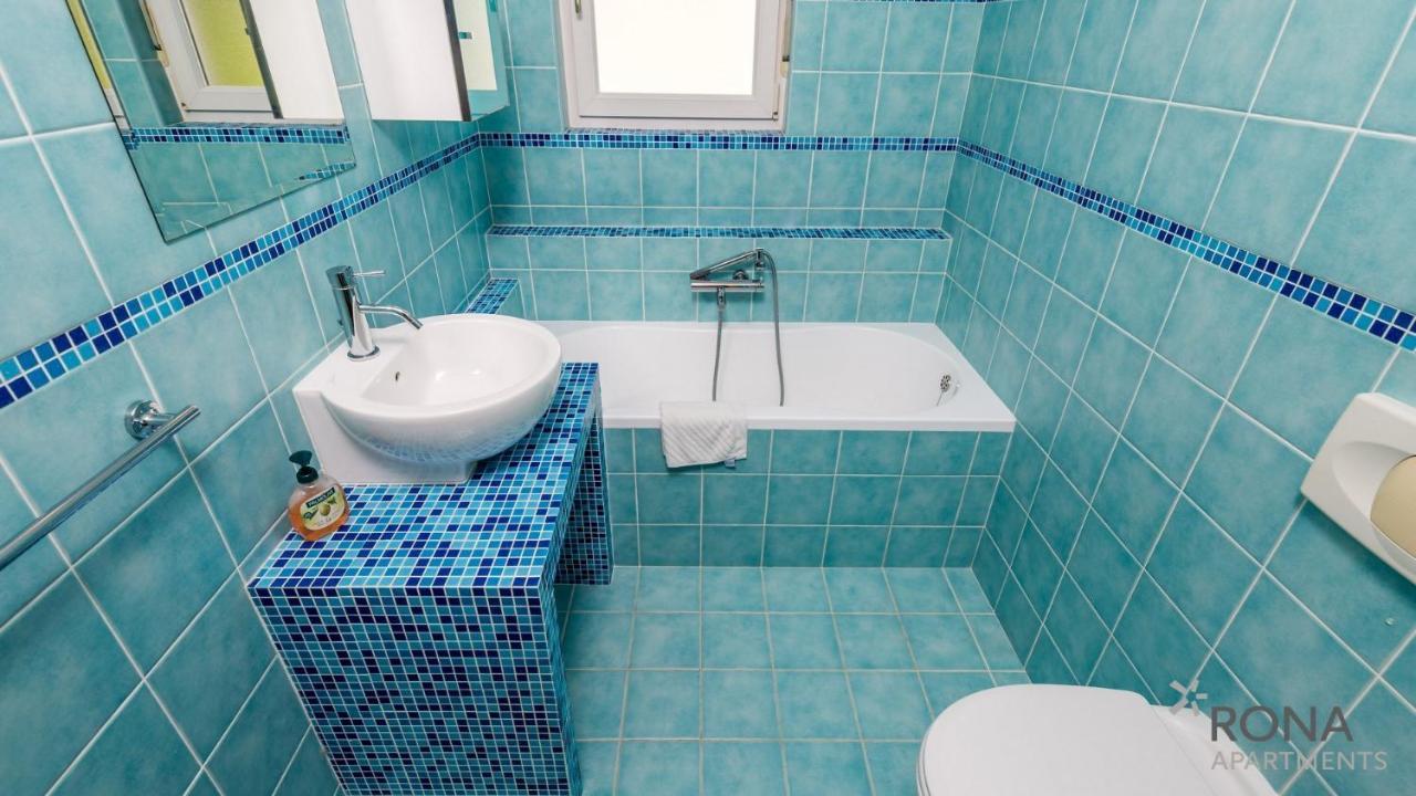 Rona Spacious Apartment With A Panoramic View Ičići Esterno foto